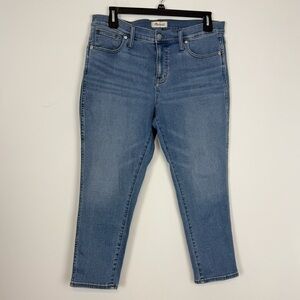 Madewell Petite Mid-Rise Stovepipe Jeans. Size 32 P.